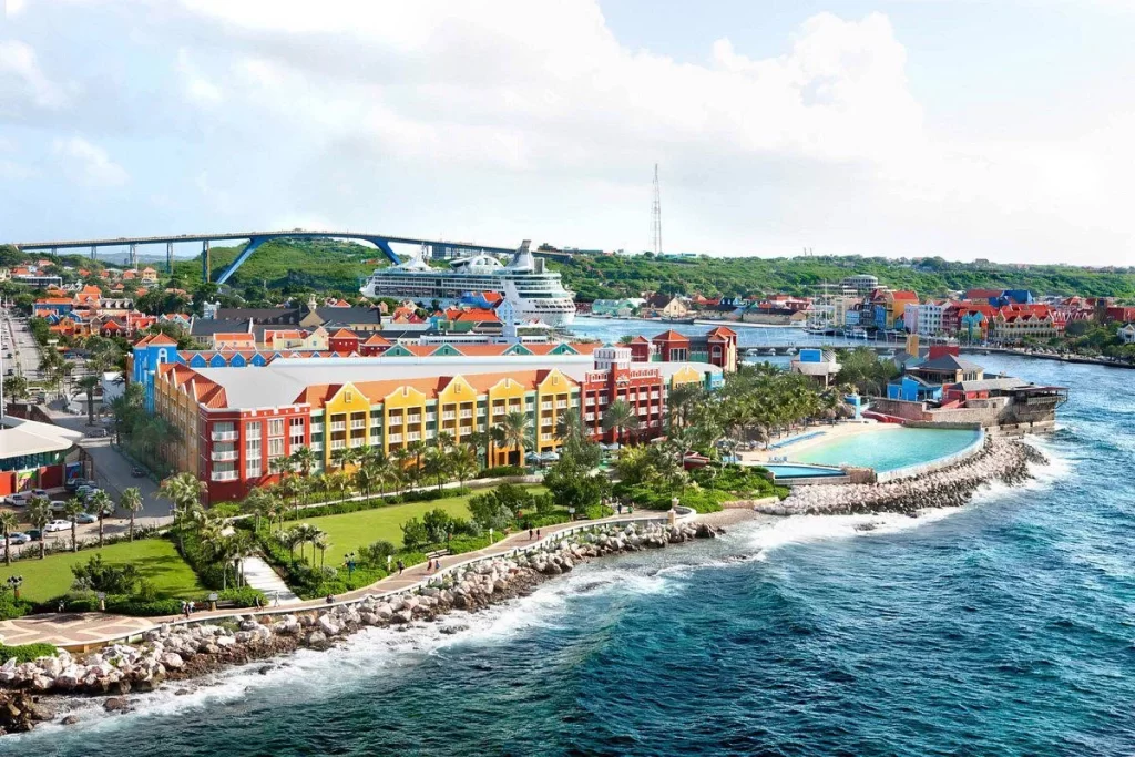 Welke all inclusive resorts zijn geschikt als je ook buiten het resort veel wilt doen?